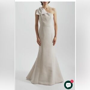 Amsale One-Shoulder Sculpted Bow Bridal Gown in Ivory